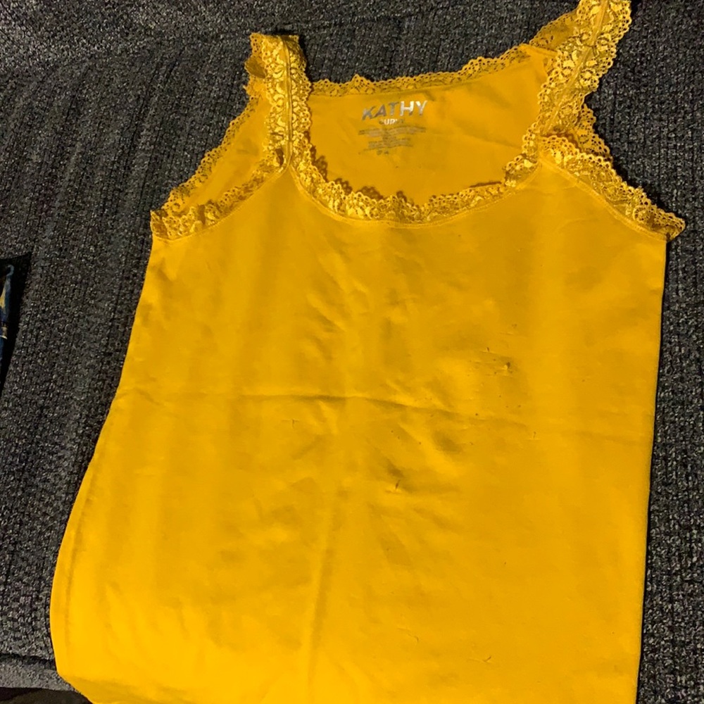 KATHY CURVY SHIRT
